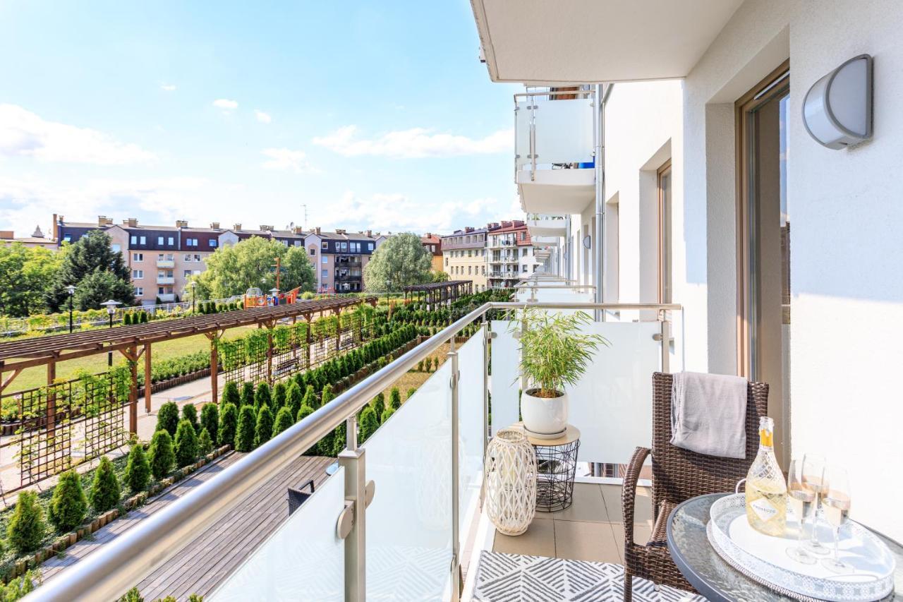 Apartament "Anna" - Kwartal Rozy Wiatrow, 15 Min Spacerem Od Plazy Świnoujście  Eksteriør billede