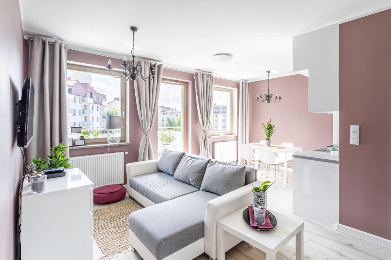Apartament "Anna" - Kwartal Rozy Wiatrow, 15 Min Spacerem Od Plazy Świnoujście  Eksteriør billede